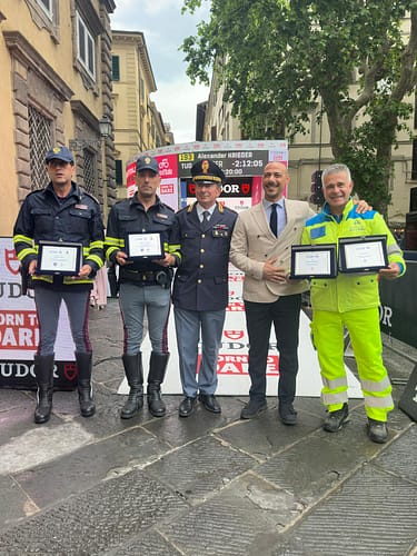 POLIZIA DI STATO E AUTOSTRADE PER L’ITALIA: INSIEME AL GIRO D’ITALIA PER LA QUATTORDICESIMA EDIZIONE DEGLI “EROI DELLA SICUREZZA” 1 giro1