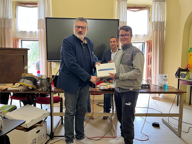 Quadrini all’Istituto Agrario di Alvito per la Giornata Mondiale delle Api e la premiazione del concorso “Obiettivo Sostenibile” 1 PHOTO 2025 05 20 18 29 04